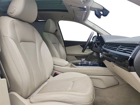 Used 2019 Audi Q7 3.0T Premium Plus w/ Premium Plus Package image 26