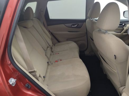 Used 2016 Nissan Rogue SV FWD image 19