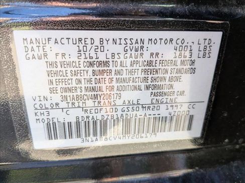 Used 2021 Nissan Sentra SV w/ SV Premium Package FWD image 23