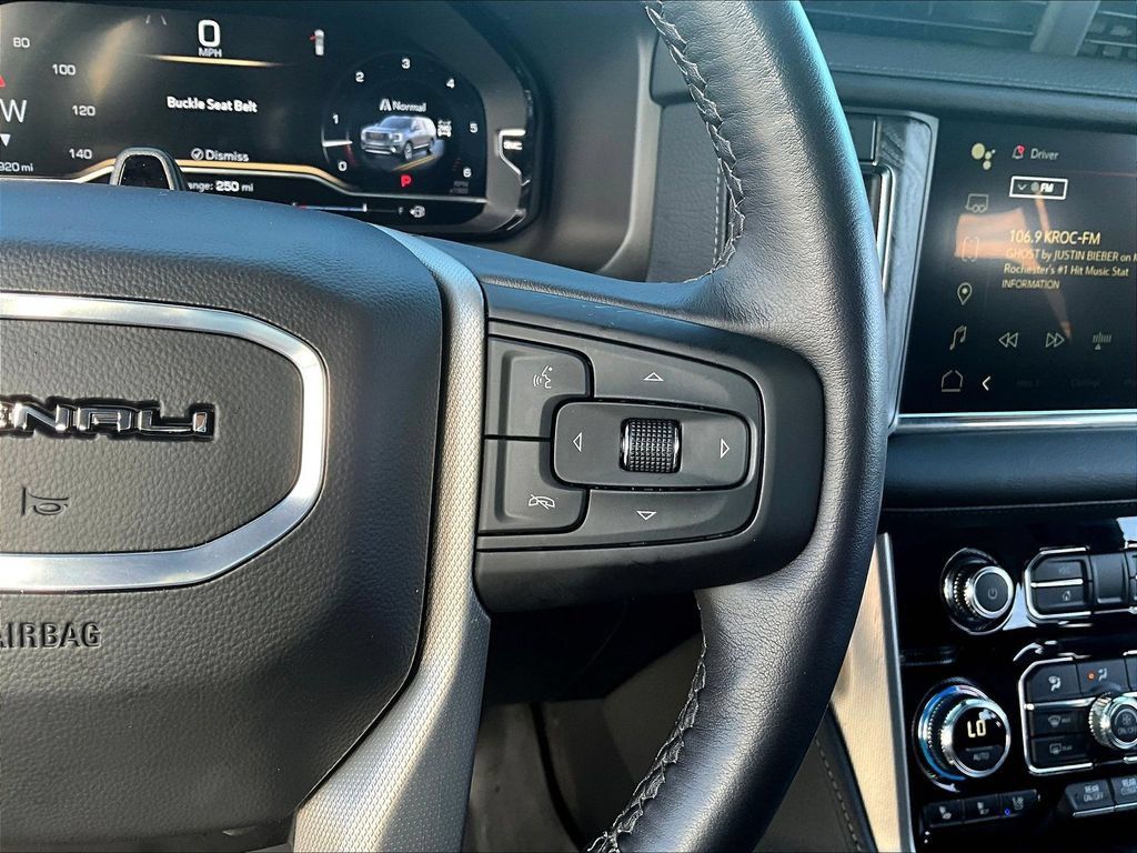 Used 2024 GMC Yukon Denali w/ Advanced Technology Package AWD/4WD image 14
