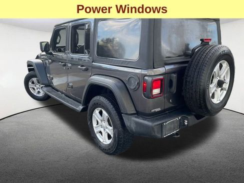 Used 2020 Jeep Wrangler Unlimited Sport S image 9