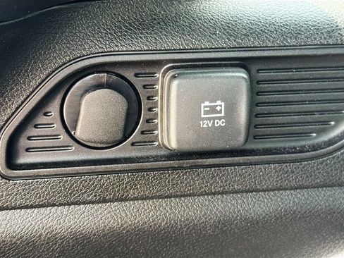 Used 2024 Jeep Grand Cherokee Altitude AWD/4WD image 14