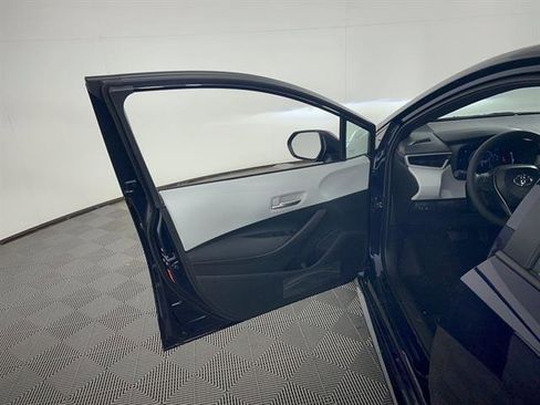 New 2026 Toyota Corolla SE image 12