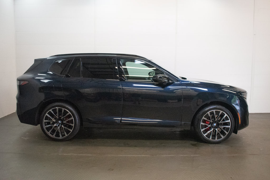 New 2027 BMW X5 xDrive40i w/ M Sport Professional Package AWD/4WD image 3