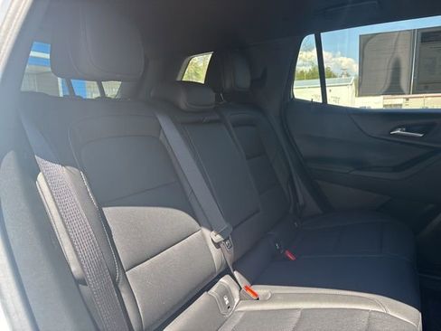 Used 2026 Chevrolet Equinox LT w/ Convenience Package II image 23