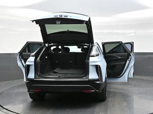 Certified 2024 Cadillac Lyriq Luxury AWD/4WD image 44