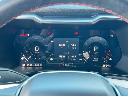 Used 2024 GMC Canyon AT4X AWD/4WD image 12