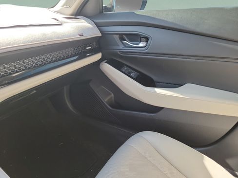 Used 2024 Honda Accord Touring image 20