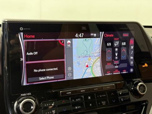 Used 2021 Toyota Highlander Platinum image 17