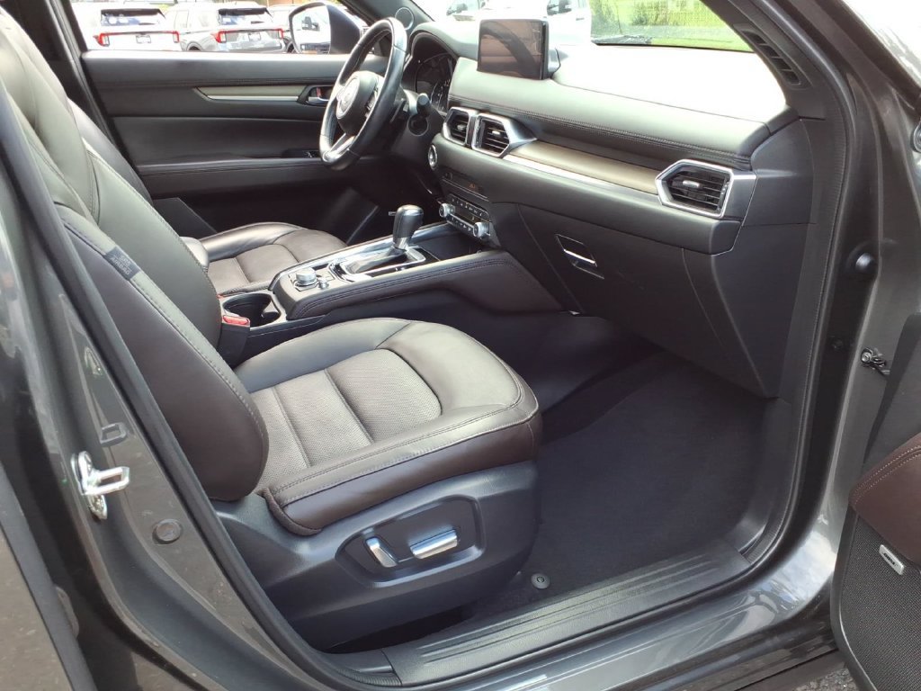 Used 2023 MAZDA CX-5 Signature AWD/4WD image 12