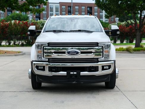 Used 2018 Ford F450 Lariat w/ Lariat Ultimate Package AWD/4WD image 4