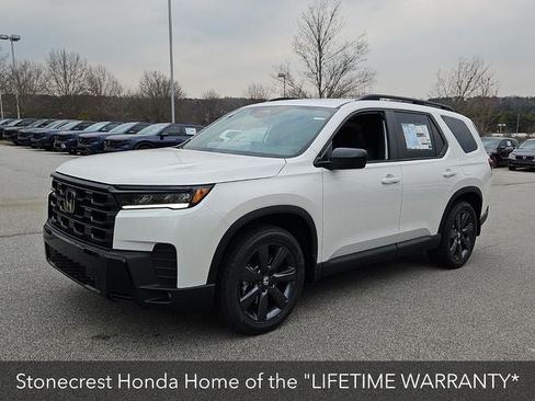 Certified 2026 Honda Pilot Sport image 3
