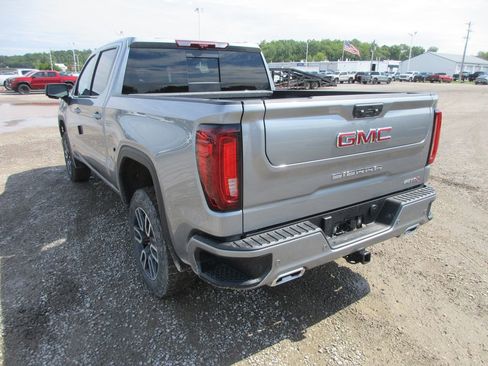 New 2026 GMC Sierra 1500 AT4 w/ AT4 Premium Package AWD/4WD image 9