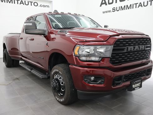 Used 2024 RAM 3500 Big Horn w/ Night Edition AWD/4WD image 2
