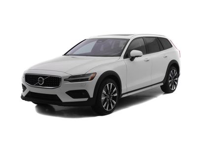 New 2025 Volvo V60 B5 Cross Country Ultra w/ Protection Package Premier