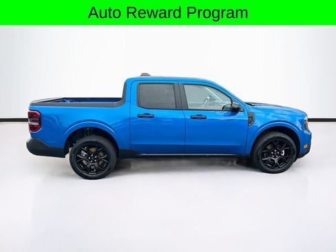 Certified 2025 Ford Maverick XLT w/ XLT Luxury Package AWD/4WD image 11