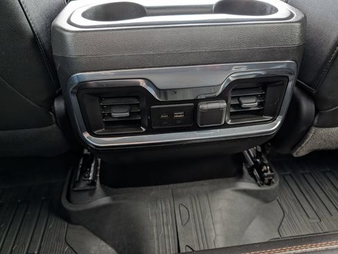 Used 2019 GMC Sierra 1500 AT4 w/ AT4 Premium Package AWD/4WD image 24