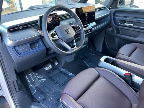 New 2025 Volkswagen ID. Buzz Pro S image 14