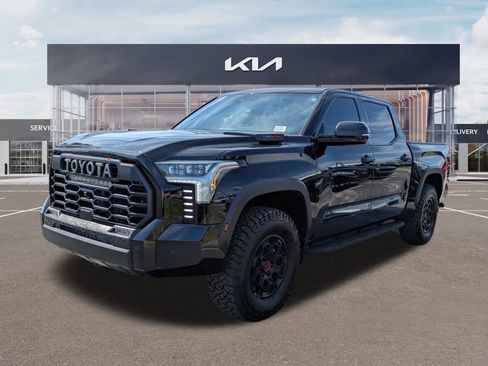 Used 2025 Toyota Tundra TRD Pro AWD/4WD image 6