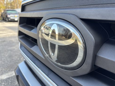 Used 2022 Toyota Tacoma SR5 image 64