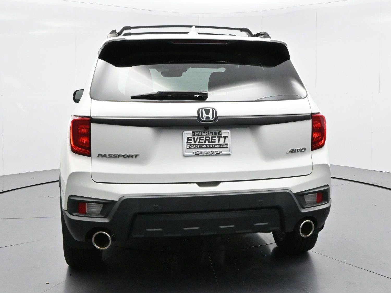 Used 2023 Honda Passport EX-L image 6