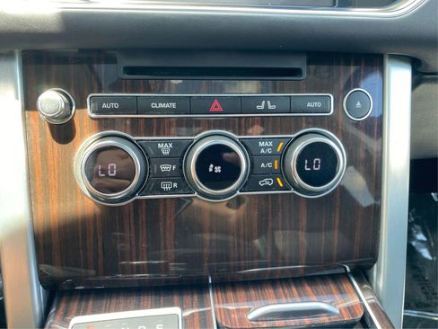 Used 2016 Land Rover Range Rover Supercharged AWD/4WD image 19