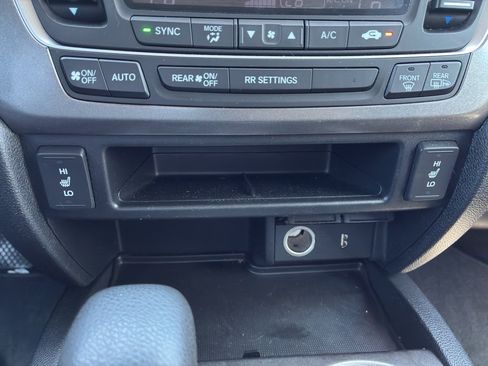 Used 2017 Honda Ridgeline RTL-T image 40