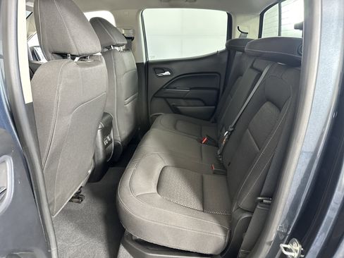 Used 2019 GMC Canyon SLE w/ Driver Alert Package image 7