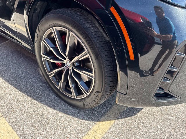 Used 2024 BMW X6 xDrive40i w/ Premium Package AWD/4WD image 6