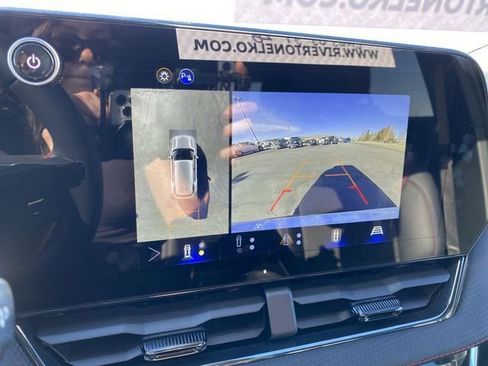 New 2026 Chevrolet Equinox RS w/ Safety and Technology Package AWD/4WD image 17