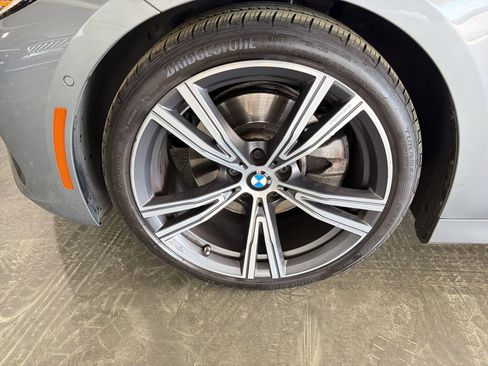 Used 2024 BMW 430i Coupe w/ Premium Package image 10