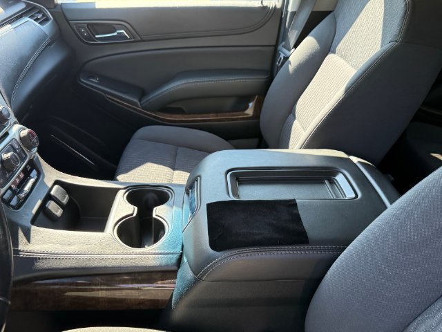 Used 2019 Chevrolet Suburban LS w/ All-Season Package RWD image 12