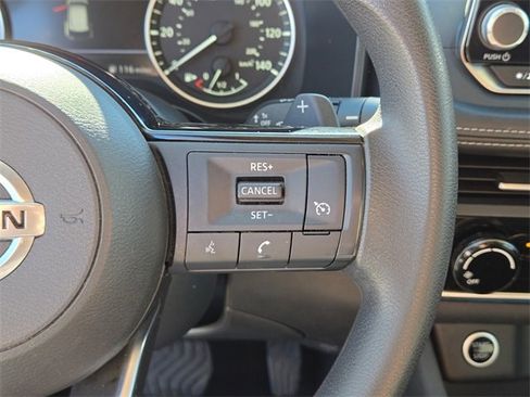 Used 2021 Nissan Rogue S image 28