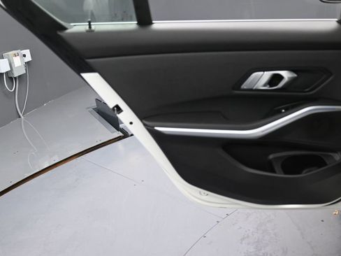 Used 2021 BMW 330e w/ Driving Assistance Package image 35