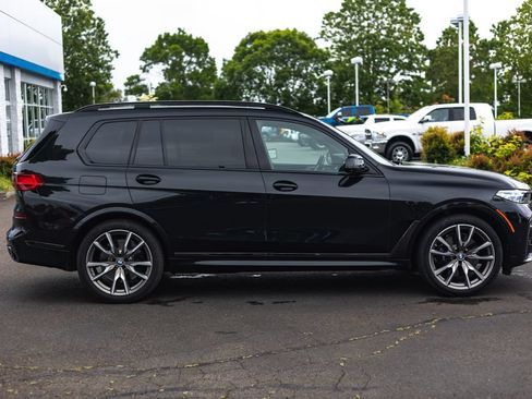 Used 2021 BMW X7 M50i w/ Executive Package AWD/4WD image 10