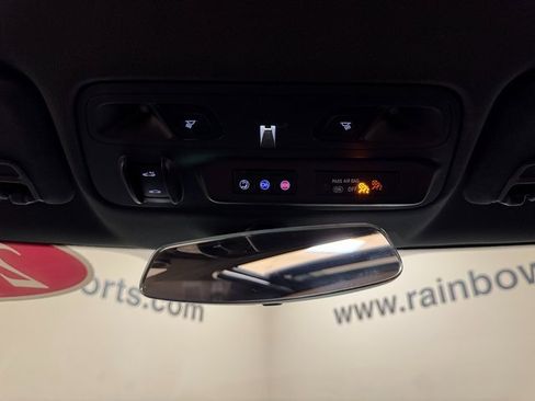 Used 2021 Chevrolet Camaro LT w/ Technology Package image 16