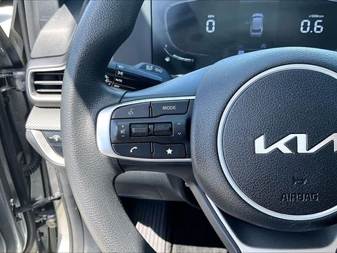 Used 2023 Kia Sportage LX AWD/4WD image 23