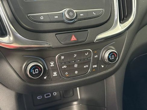 Used 2019 Chevrolet Equinox LT AWD/4WD image 23