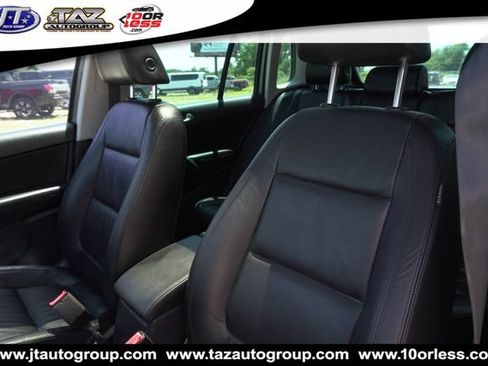 Used 2017 Volkswagen Tiguan Sport FWD image 12