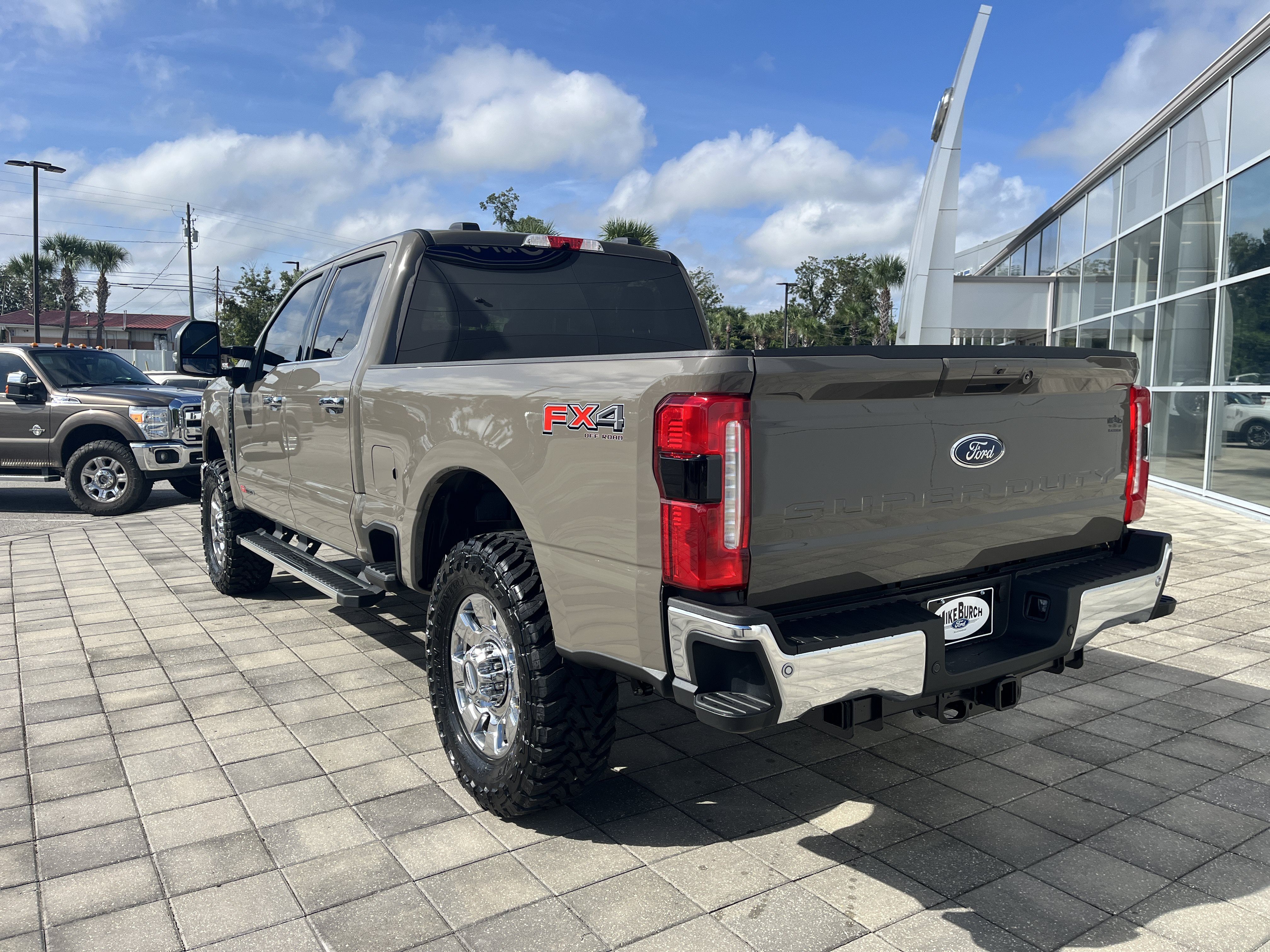 New 2026 Ford F350 Lariat w/ Chrome Package AWD/4WD image 4
