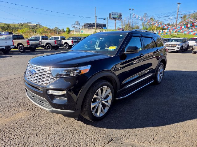 Used 2024 Ford Explorer Platinum w/ Technology Package AWD/4WD image 1