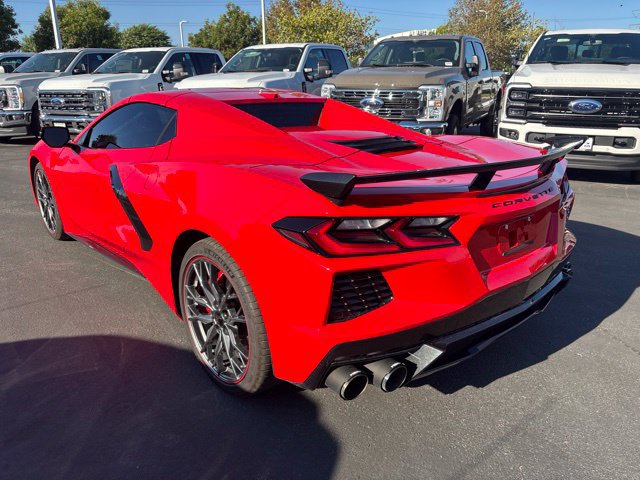 Used 2025 Chevrolet Corvette Stingray Convertible w/ 1LT RWD image 3