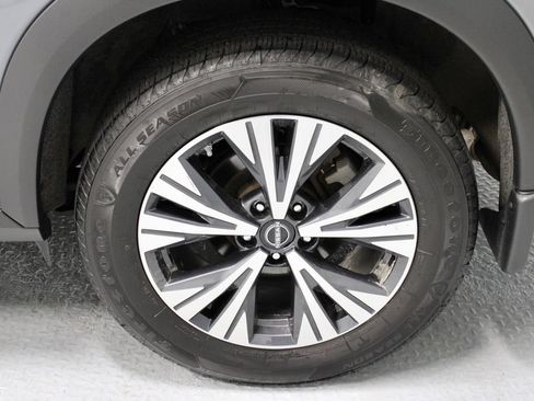Certified 2023 Nissan Rogue SV w/ SV Premium B Package AWD/4WD image 19