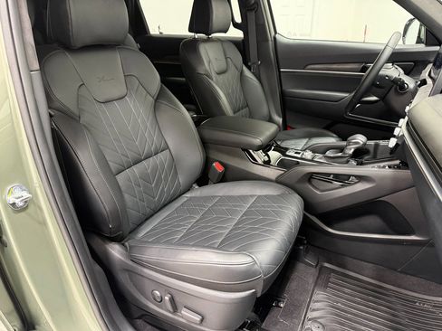 Used 2025 Kia Telluride SX Prestige X-Line image 28