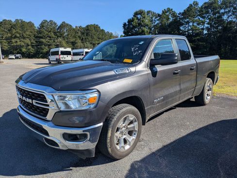 Used 2022 RAM 1500 Lone Star AWD/4WD image 2