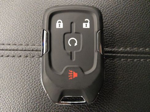 Used 2022 GMC Terrain SLE w/ Driver Convenience Package image 32