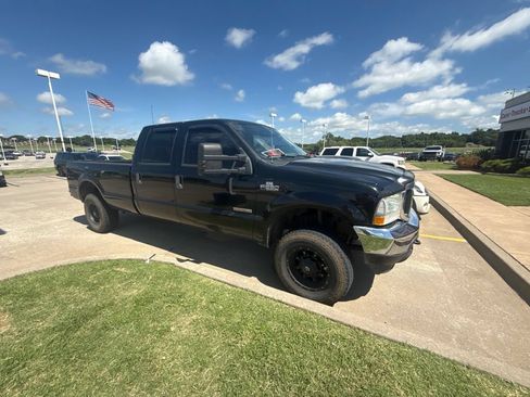 Used 2004 Ford F250 XLT AWD/4WD image 1