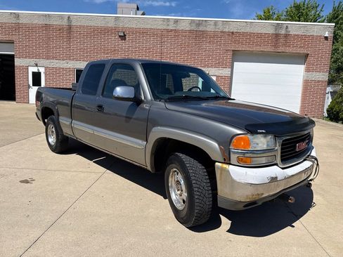 Used 2000 GMC Sierra 1500 4x4 Extended Cab image 3