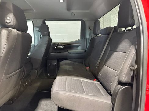 Certified 2022 Chevrolet Silverado 1500 LT AWD/4WD image 15