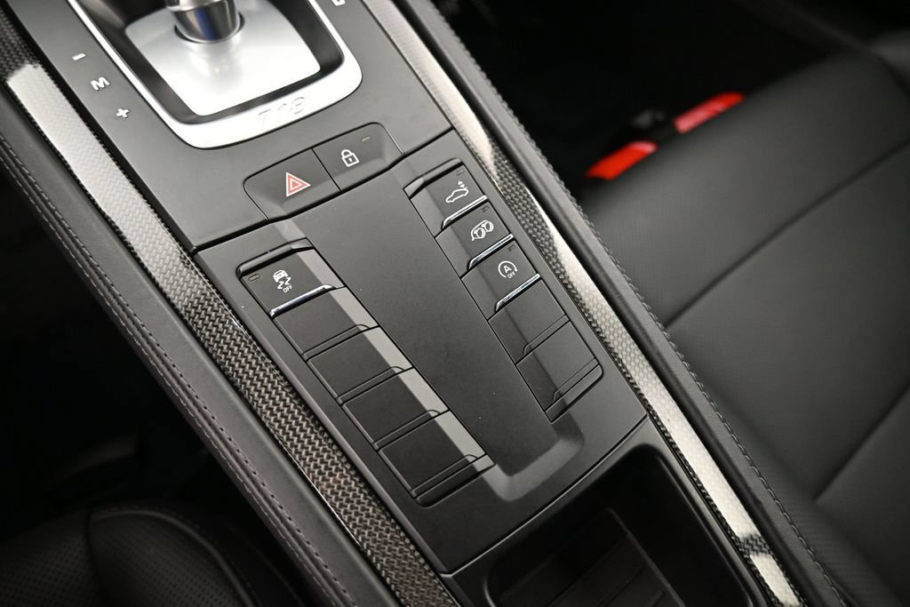Certified 2025 Porsche 718 Cayman RWD image 19